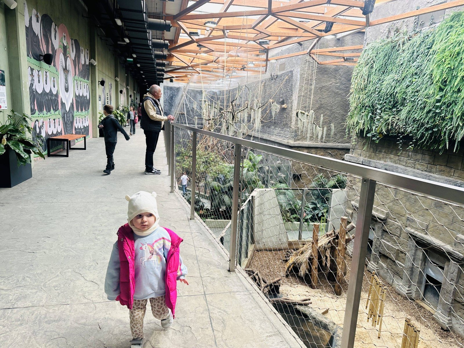 Lodz Zoo with children