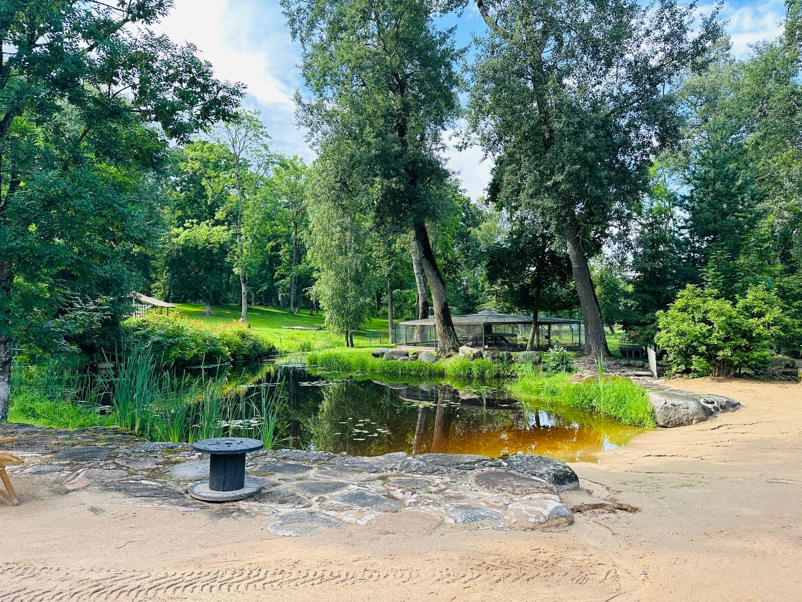 Monart studio in Taujėnai manor