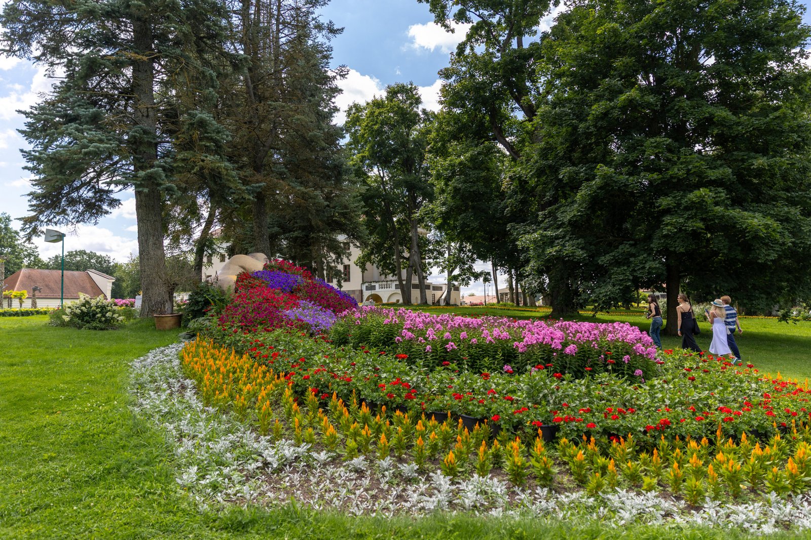 Summer Flower Festival at Pakruojis Manor