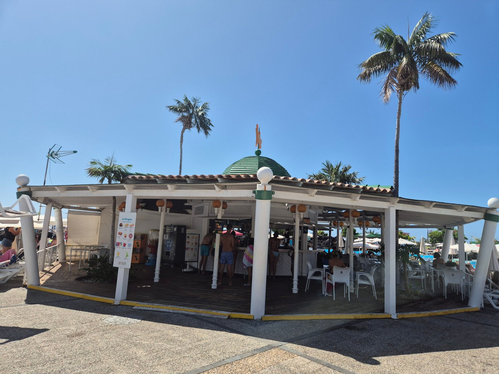 Restaurants at Parque Marítimo Santa Cruz