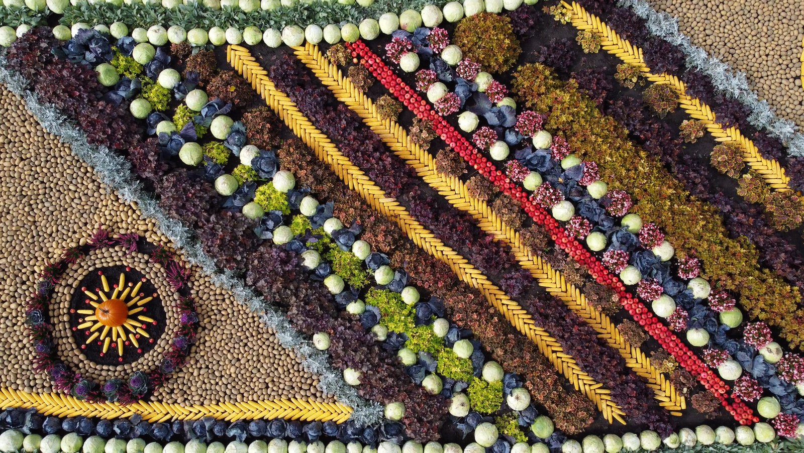 Autumn harvest turned into Baroque at Pakruojis Manor