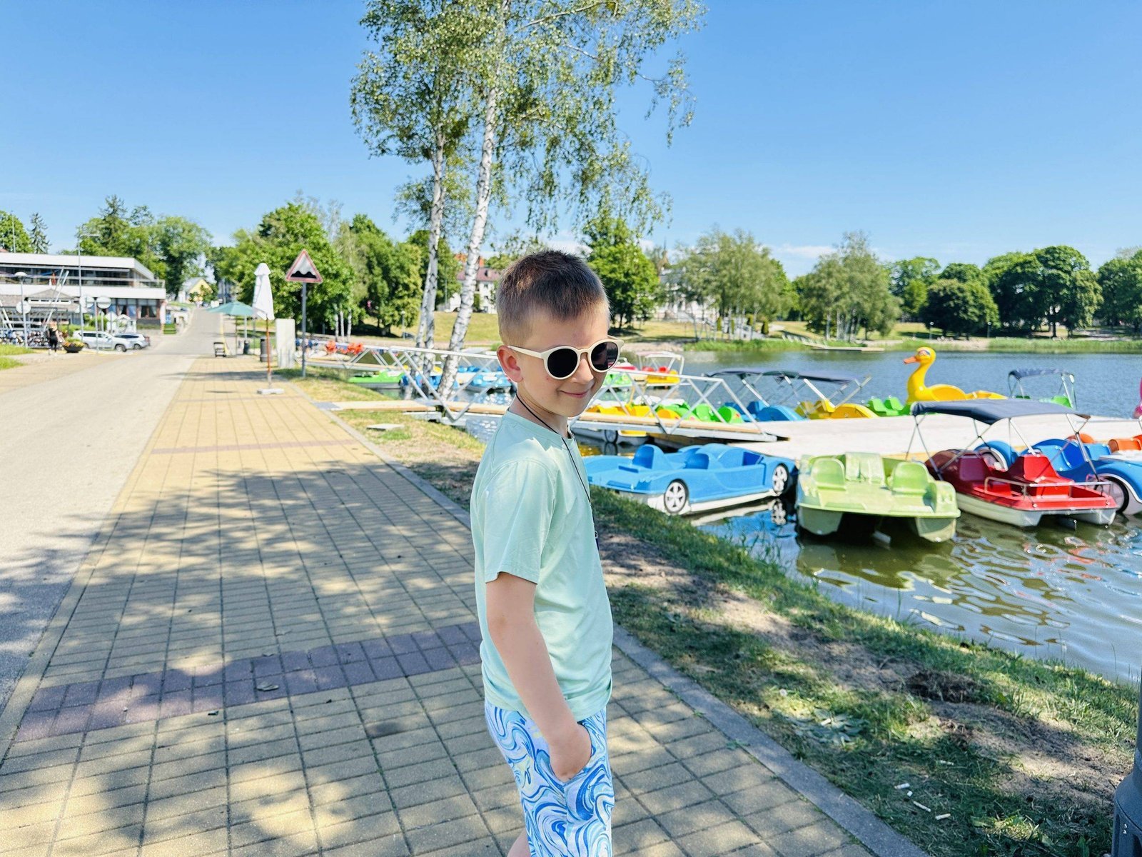 Vijunele park and the coast of lake Druskonis