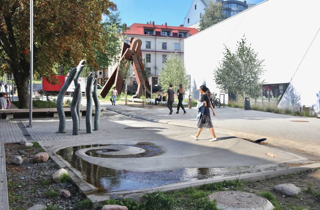 Eels (photo by Neakivaizdinis Vilnius)