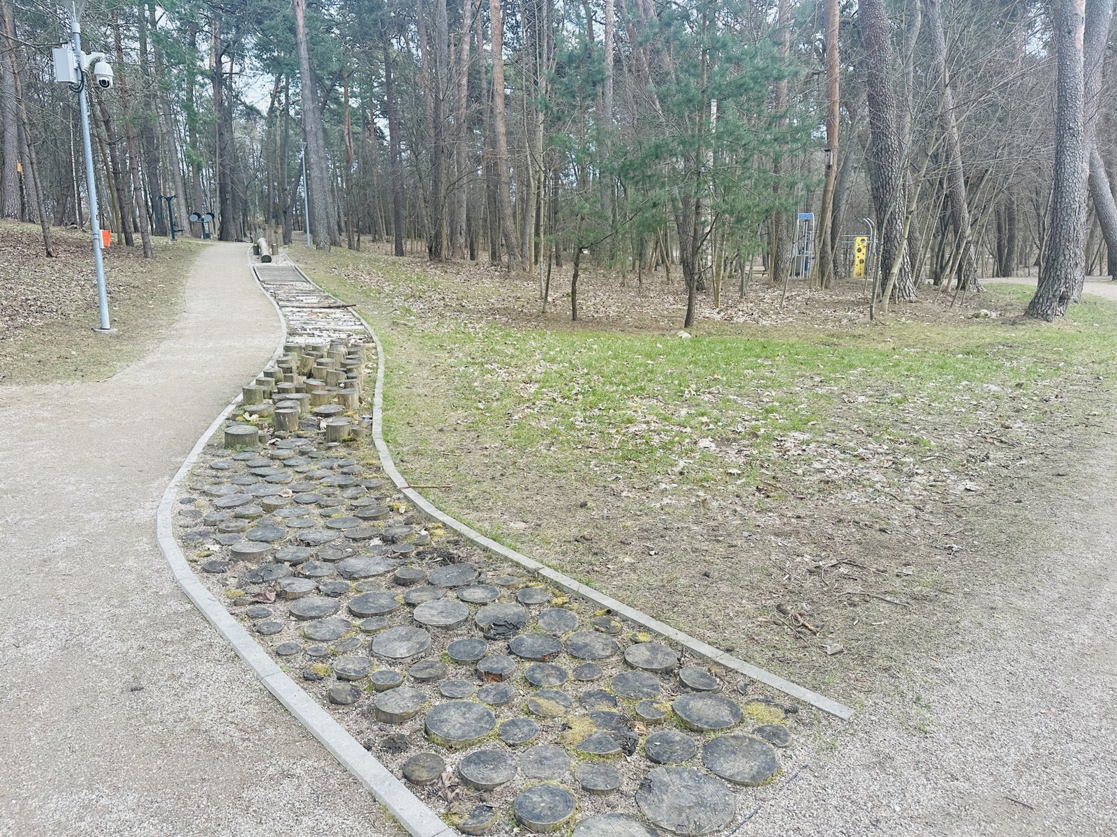 Barefoot trail (Lentvaris)