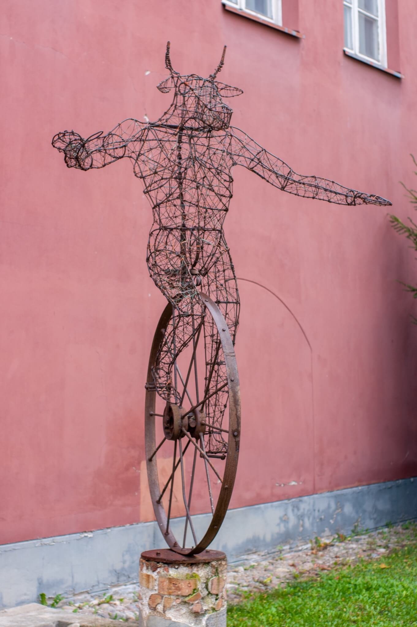 The appearance of the minotaur (photo by Neakivaizdinis Vilnius)