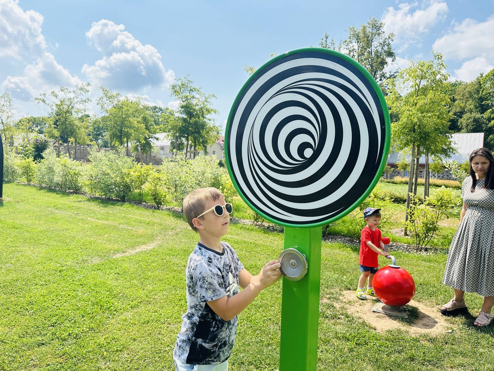 Children's playground at Ilzenberg Manor